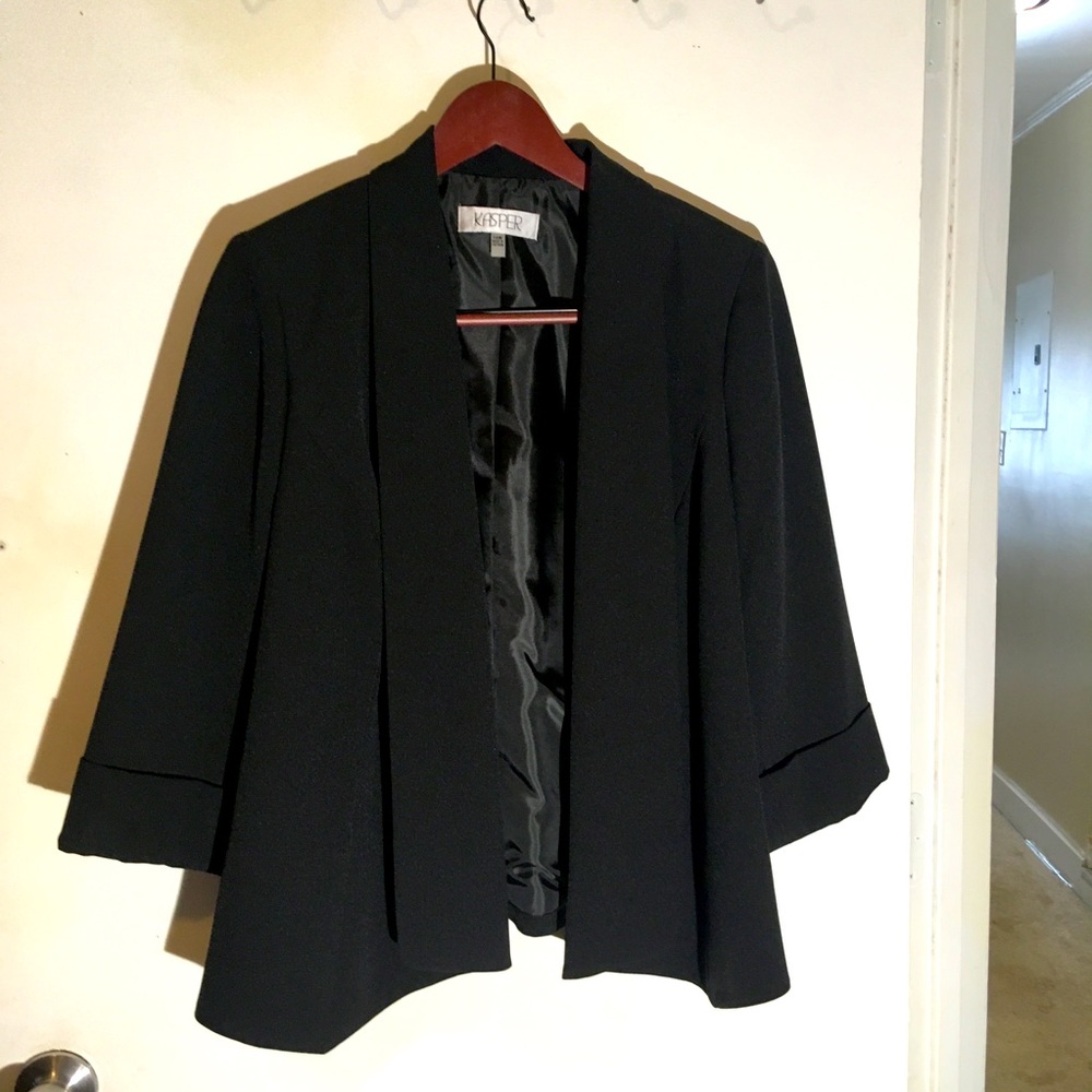 Kasper 14W lined suit coat women’s. Plus size stretch. Crêpe flyaway jacket